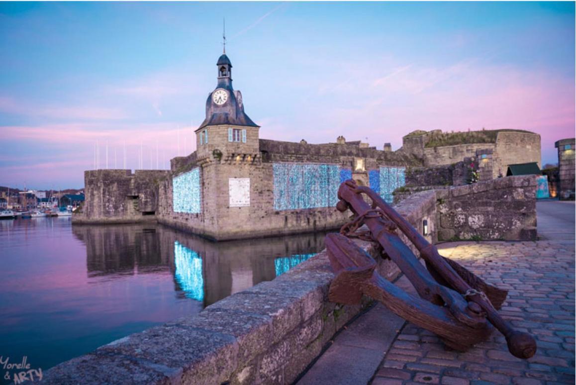 Yvana Au Coeur De La Ville Close Concarneau Exterior photo